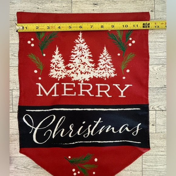 Merry Christmas Garden Flag - Picture 8 of 8